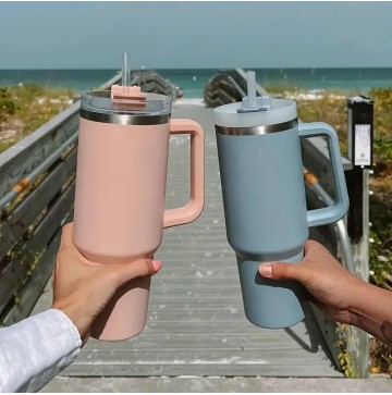 Tumbler thermokop med håndtag og sugerør